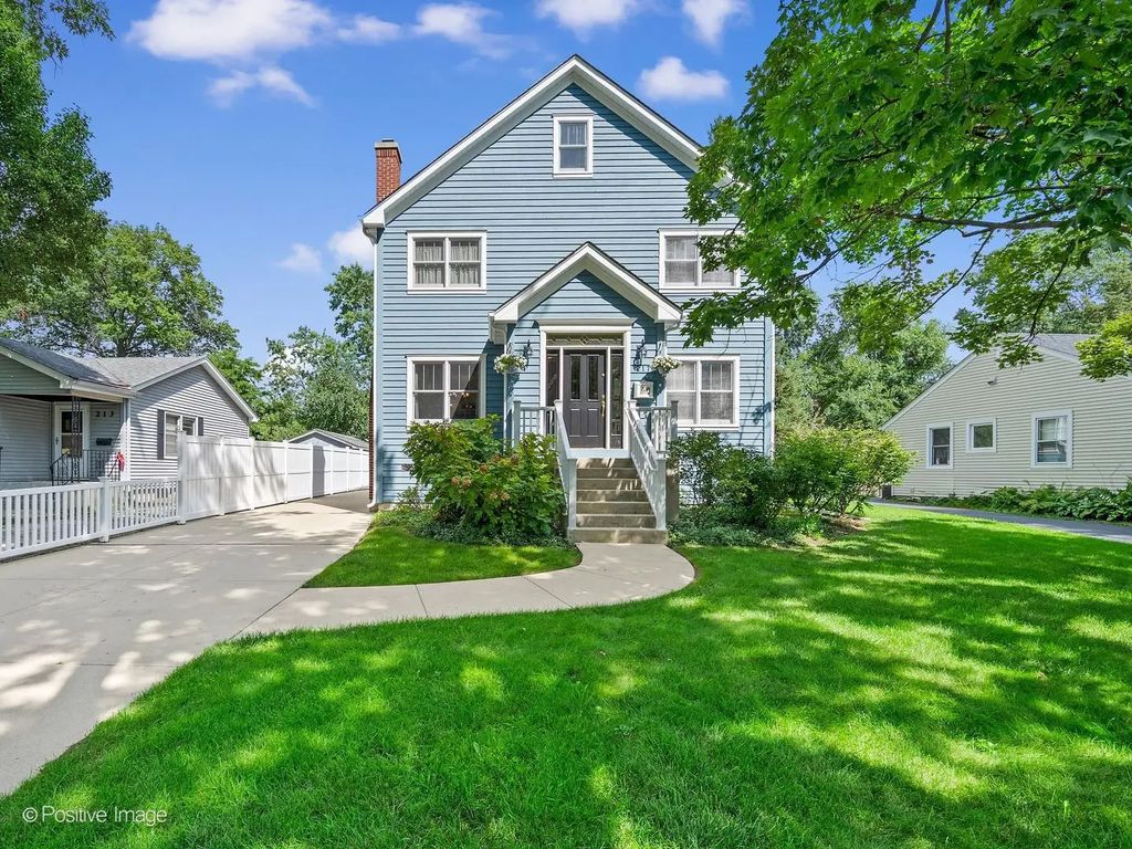 217 S Summit Street, Wheaton