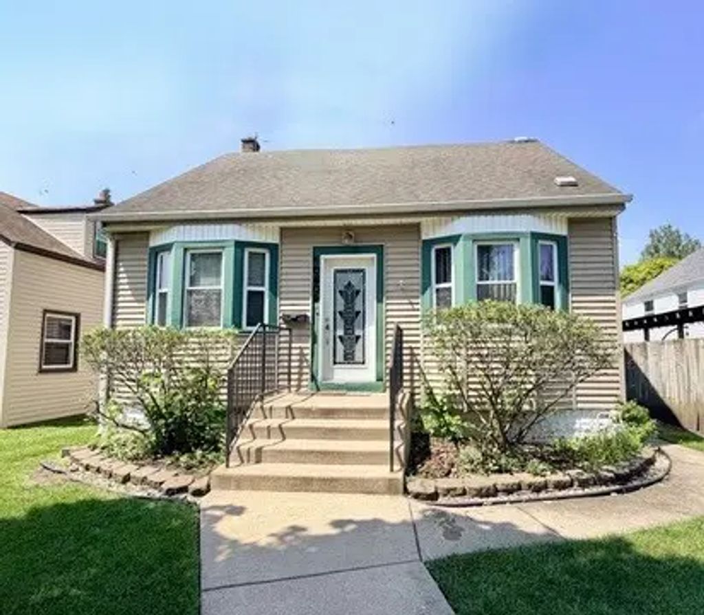 10806 S Whipple Street, Chicago, 60655