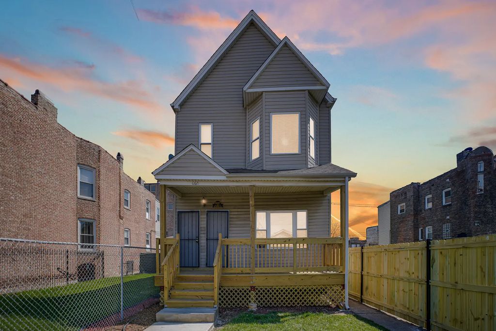 6621 S Green Street, Chicago