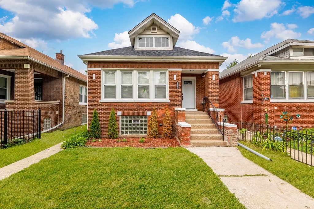 7534 S Morgan Street, Chicago