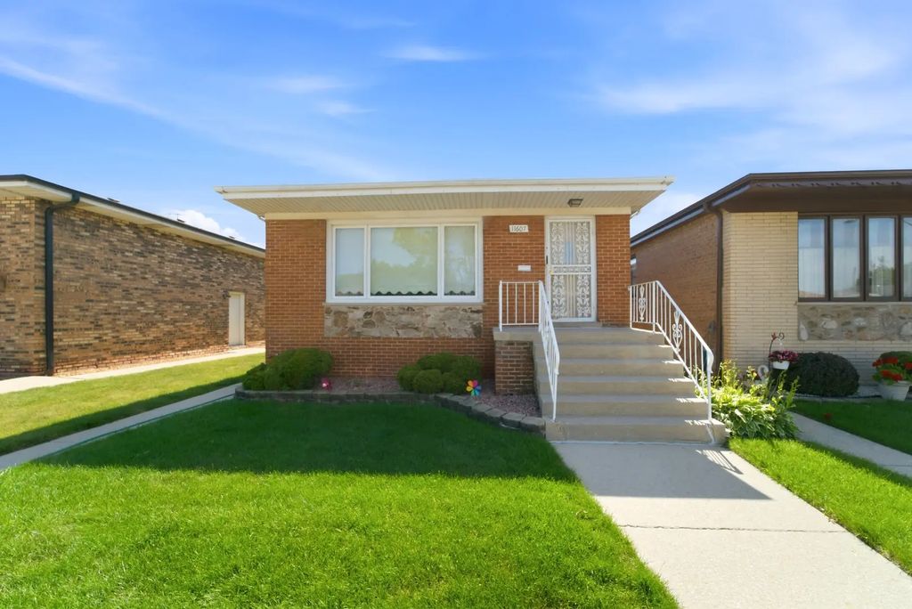 11607 S Avenue J, Chicago