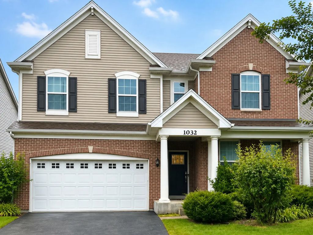 1032 Blazing Star Street, South Elgin