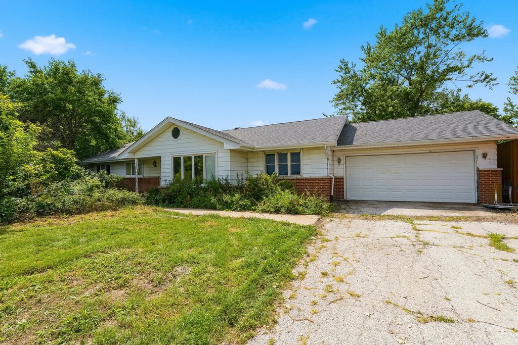 30640 S Ashland Avenue, Beecher