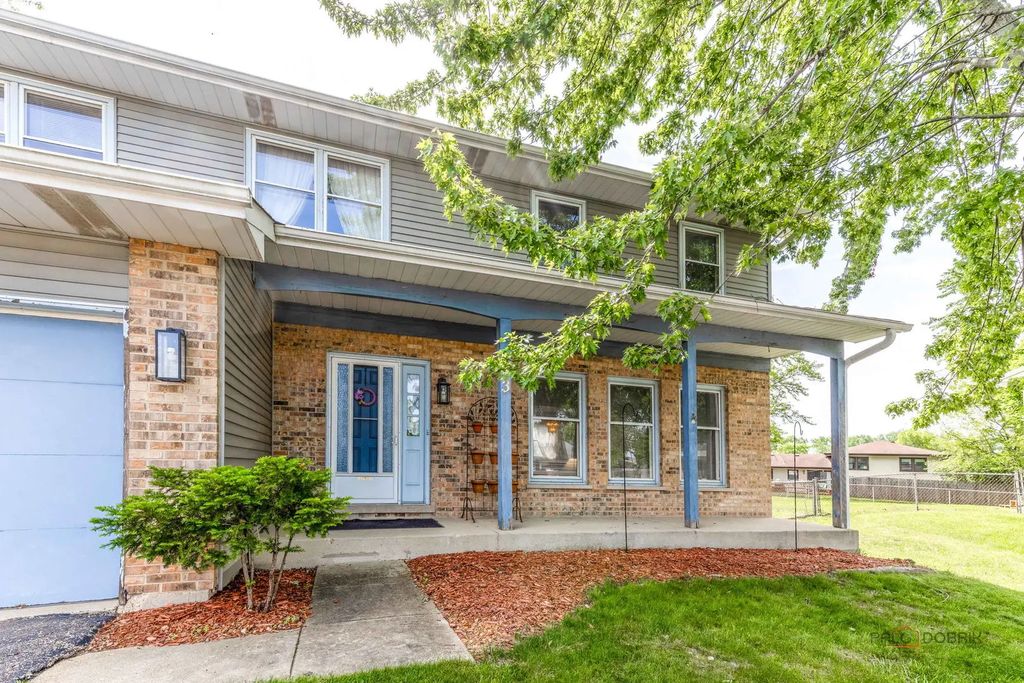 793 Santa Fe Court, Carol Stream
