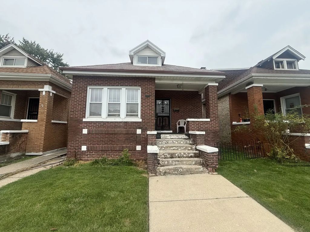 8542 S Elizabeth Street, Chicago, 60620