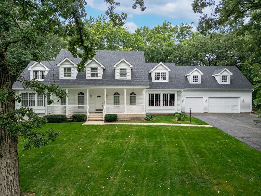 4n760 S Circle Drive, St. Charles