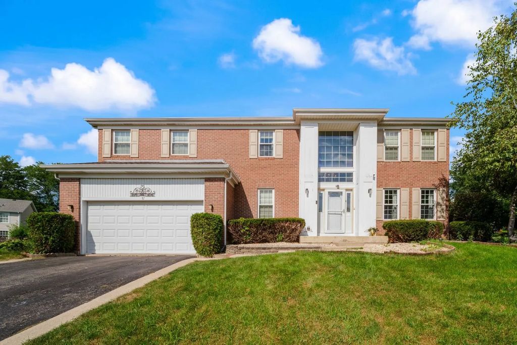 57 White Fence Trail, Streamwood