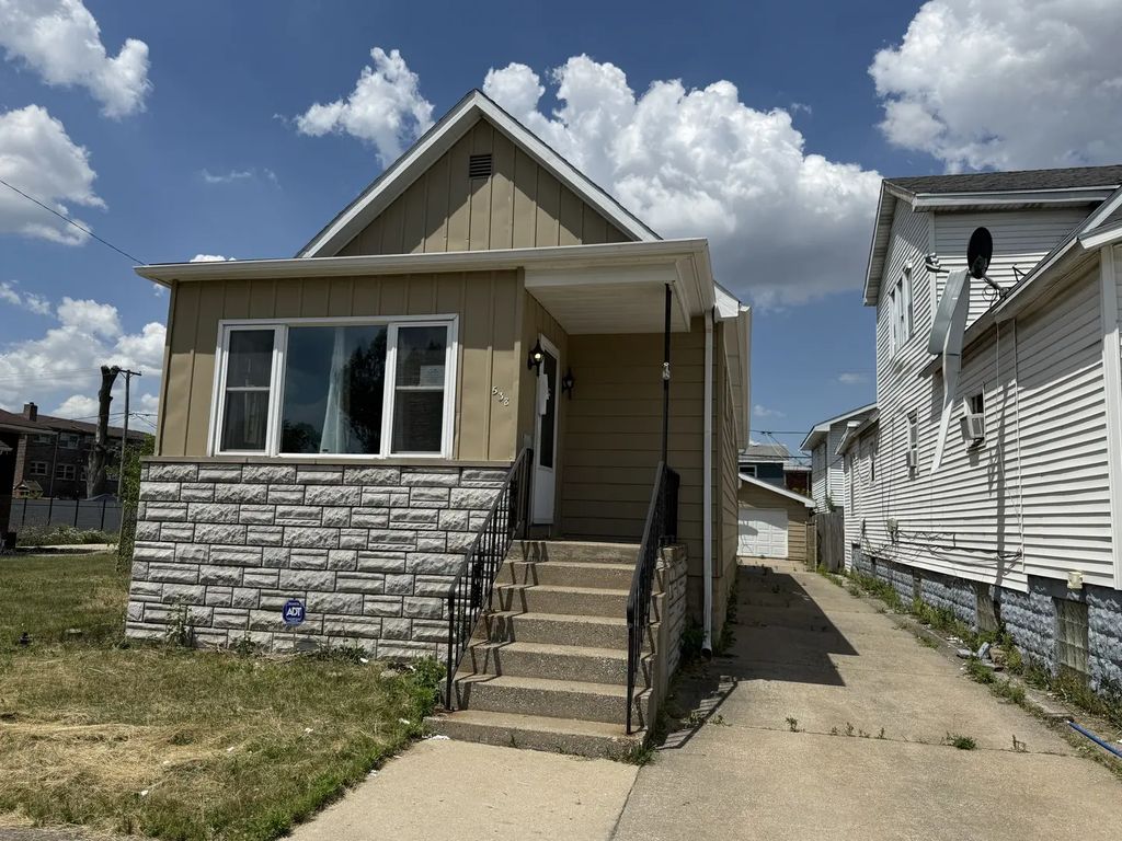 538 Ingraham Avenue, Calumet City