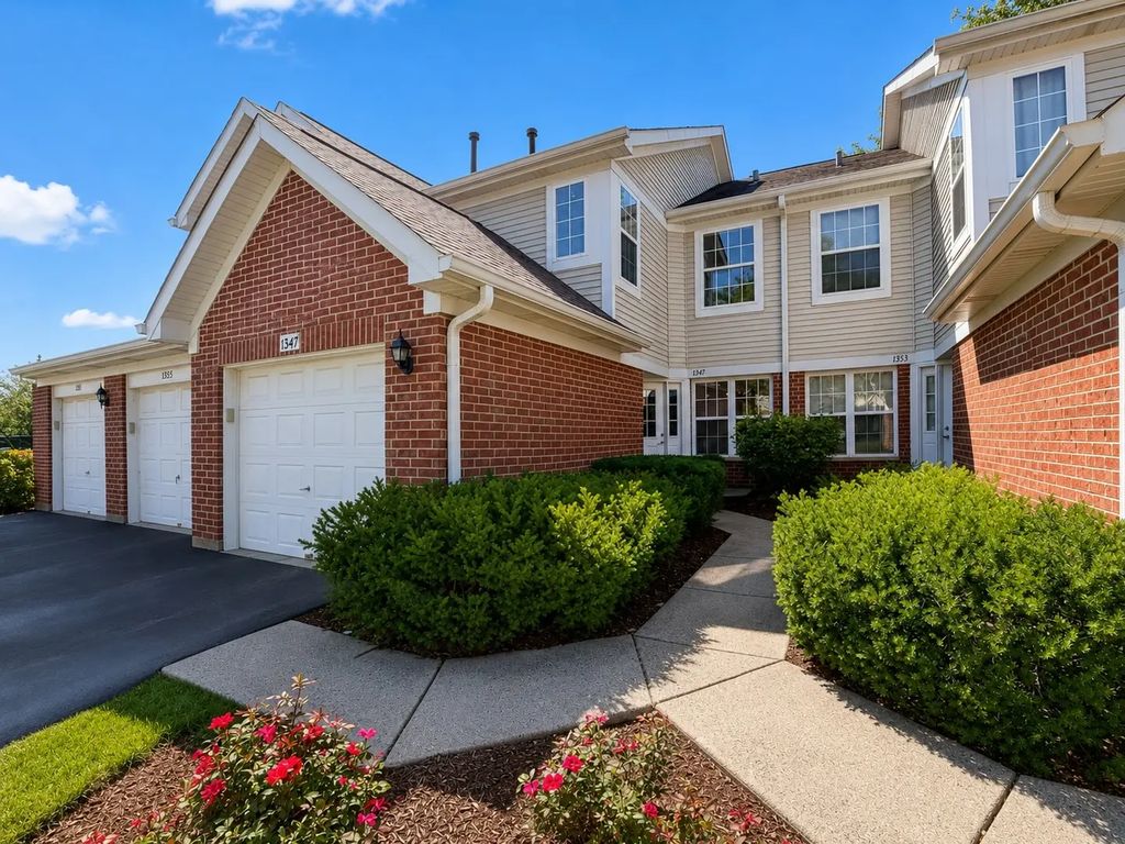 1347 Winfield Way 1347, Roselle