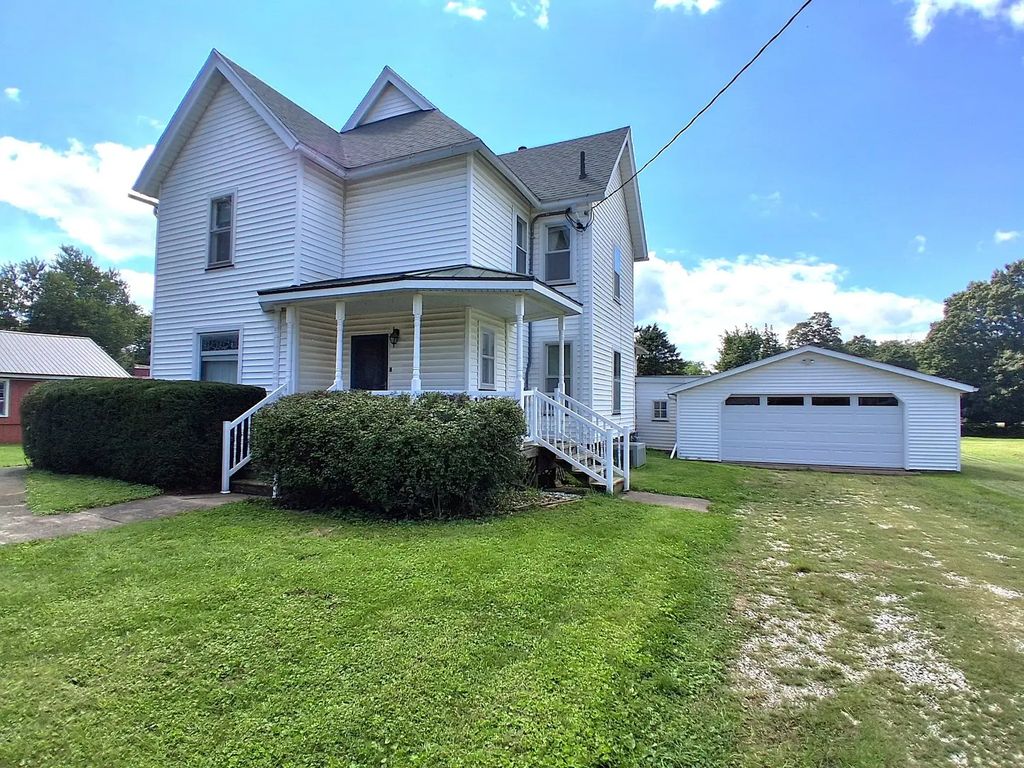 305 Hodgson Street, Lafayette