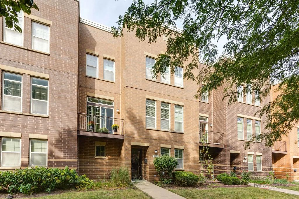 3544 S Federal Street, Chicago