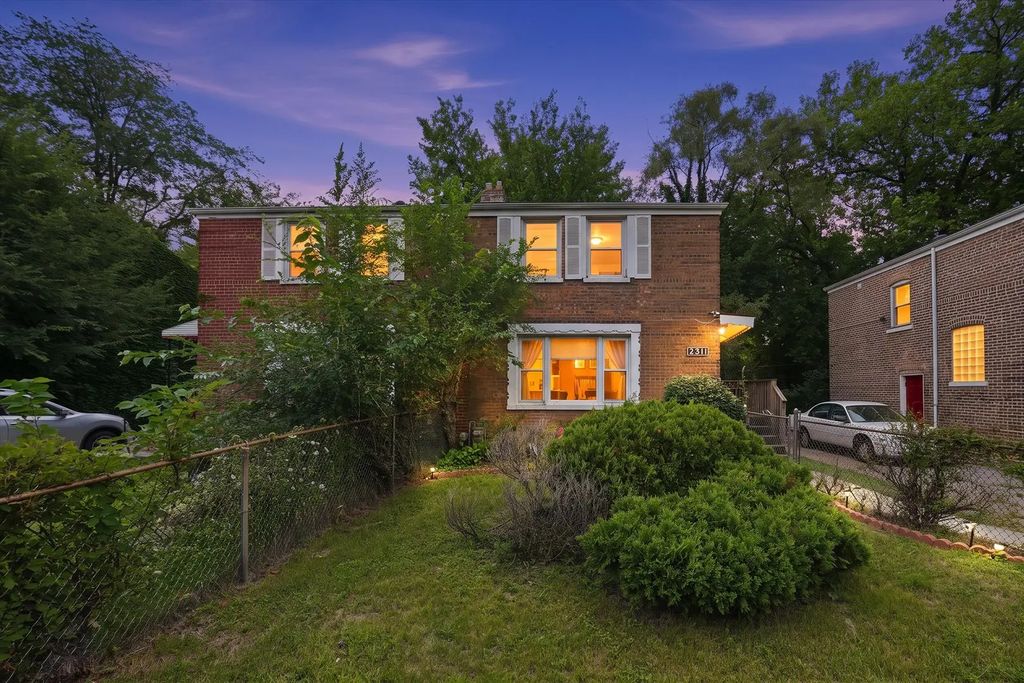 9709 S Yates Boulevard, Chicago, 60617