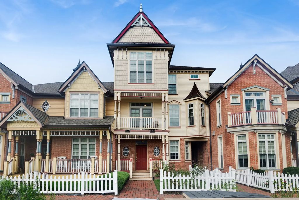4151 Royal Mews Circle 202a, Naperville