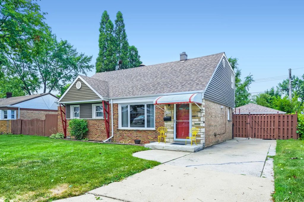 8060 S Kolmar Avenue, Chicago
