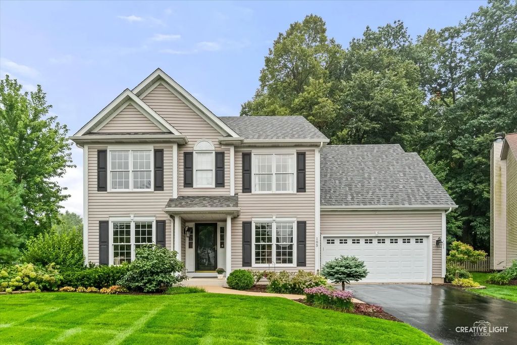 105 Sharon Court, North Aurora