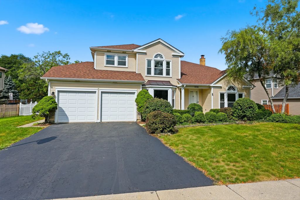 450 Potomac Lane, Elk Grove Village
