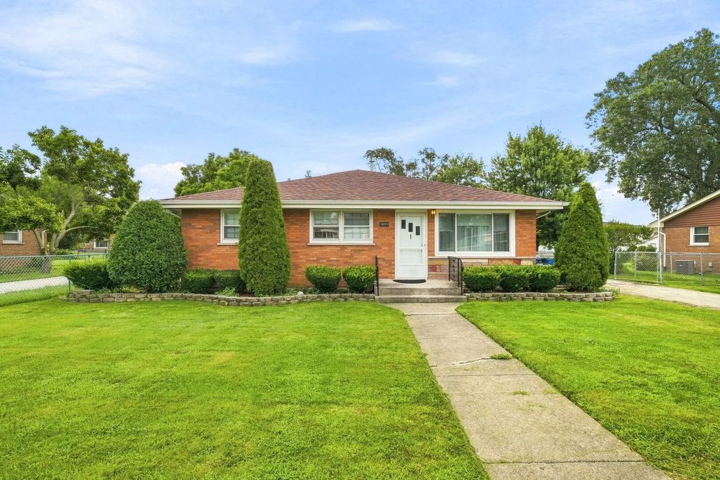 10319 S 82nd Avenue, Palos Hills