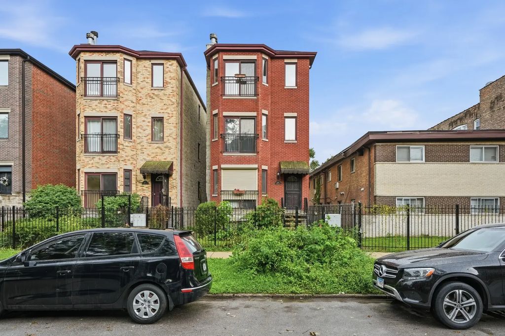 1469 E 69th Street 2, Chicago, 60637
