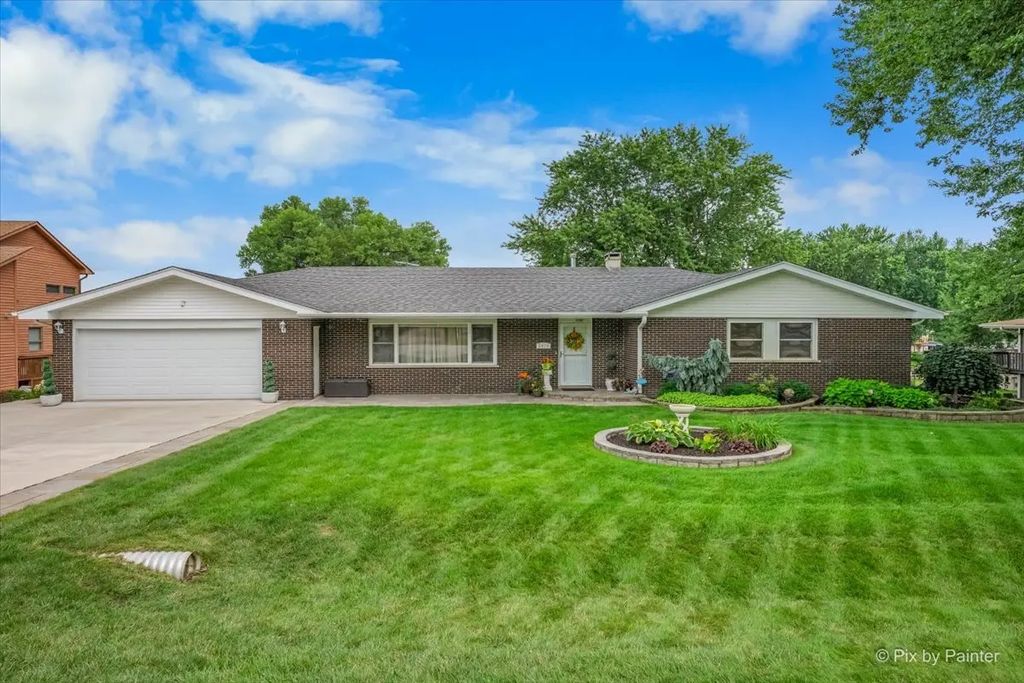 2614 Lauderdale Court, McHenry