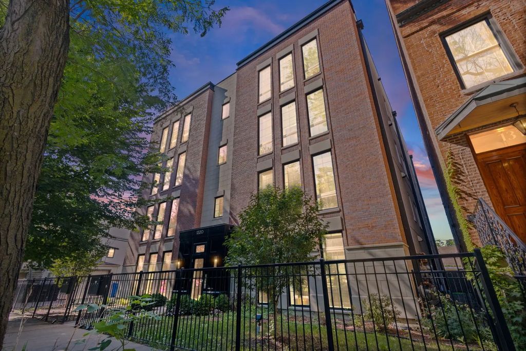 1320 W Lexington Street 2w, Chicago, 60607