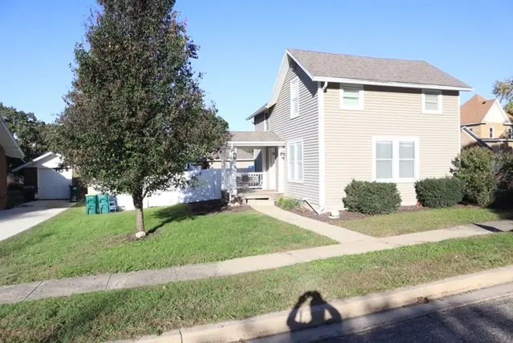 117 4th Street, Walnut