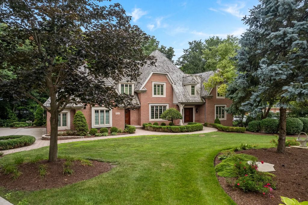 713 Fox Glen Drive, St. Charles