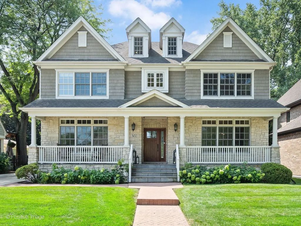 302 E Wilson Street, Elmhurst