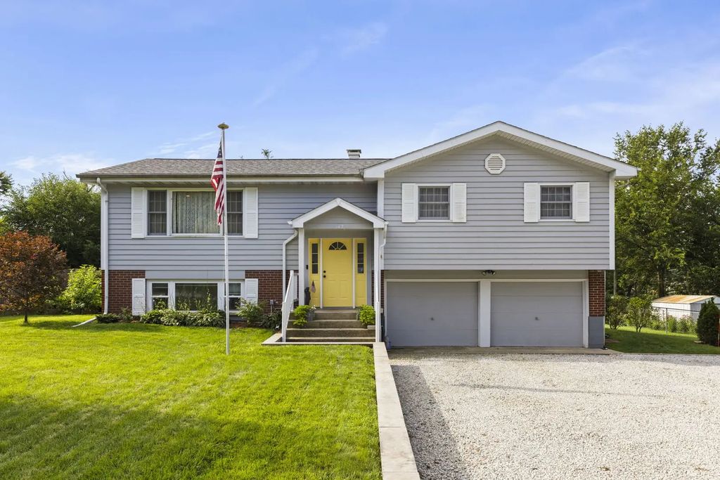 212 W Woodlawn Road, New Lenox