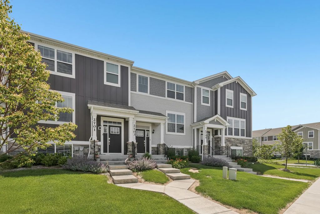 2703 Martini Street, Mundelein