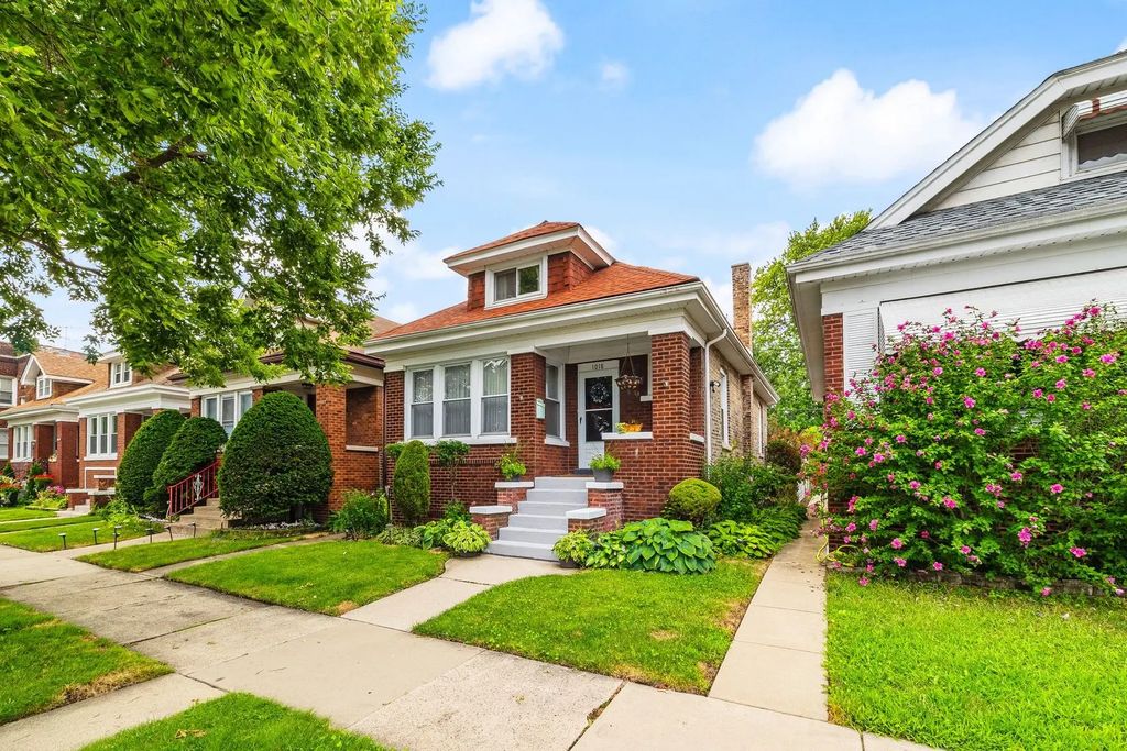 1018 S Mayfield Avenue, Chicago