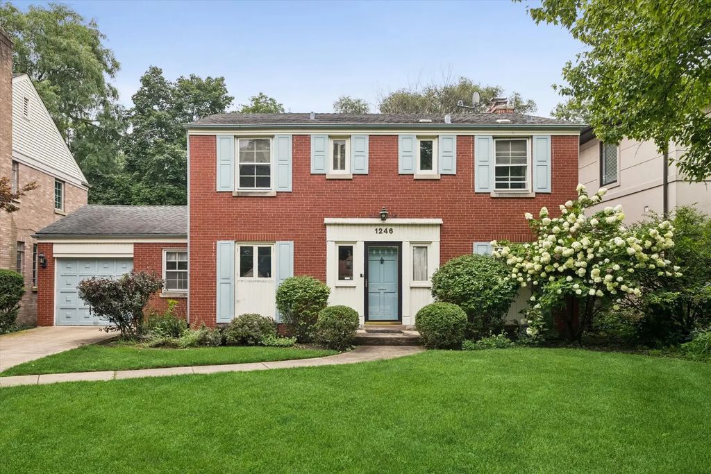 1246 Franklin Avenue, River Forest