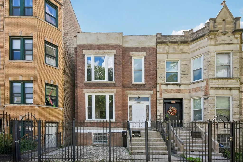 1914 S Hamlin Avenue, Chicago