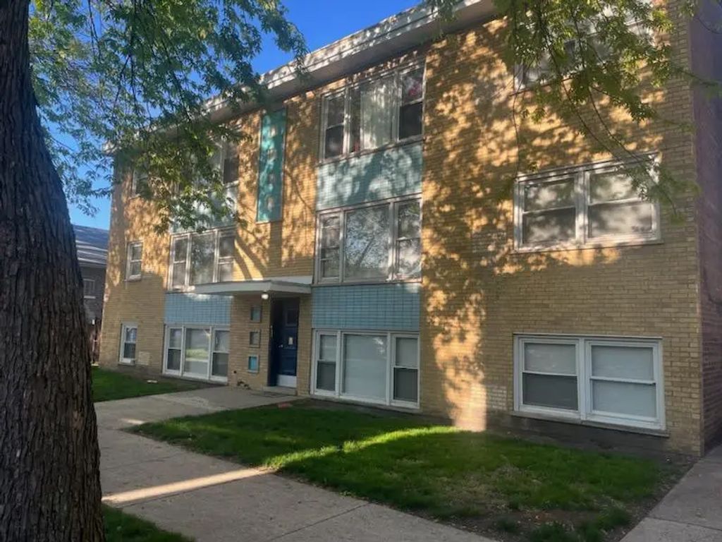 8333 S Maryland Avenue 101, Chicago