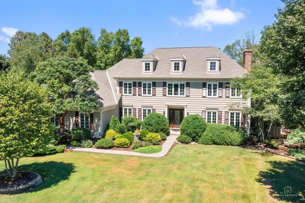 22256 W Cambridge Drive, Kildeer