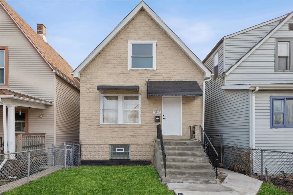6843 S Carpenter Street, Chicago