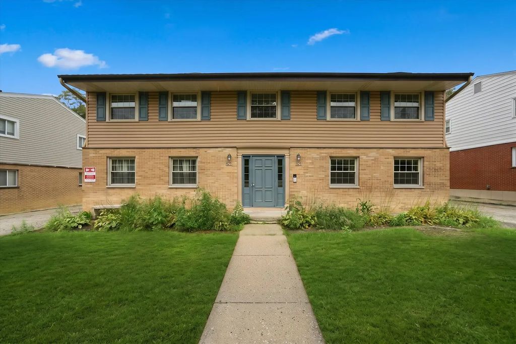 625 Westmoreland Drive, Vernon Hills