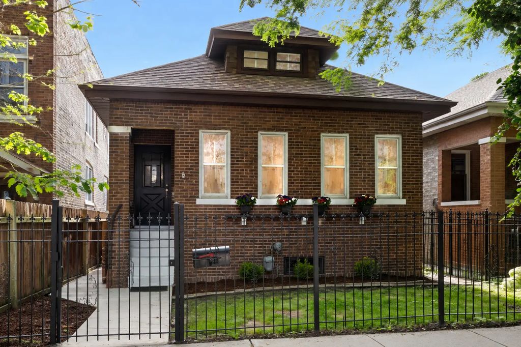 2936 N Keating Avenue, Chicago, 60641