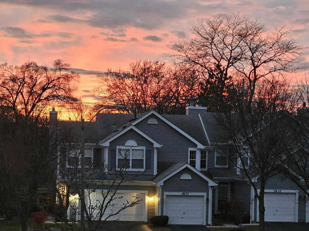 1826 Lucylle Court, St. Charles