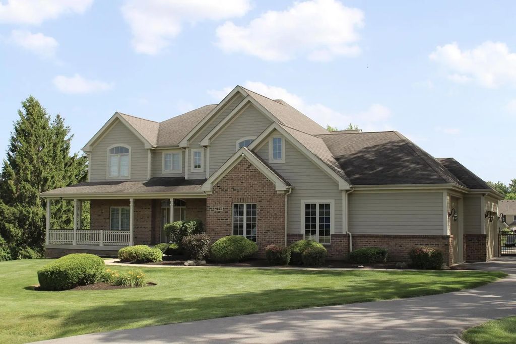 2307 Red Oak Lane, Johnsburg