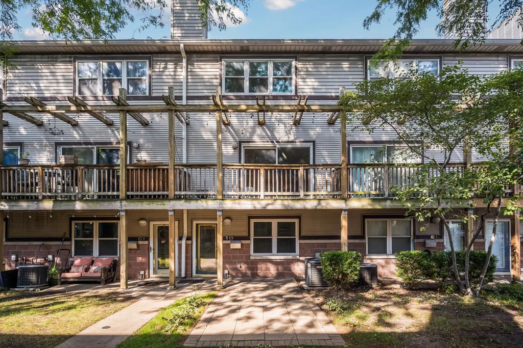 1540 N Greenview Avenue D, Chicago, 60642