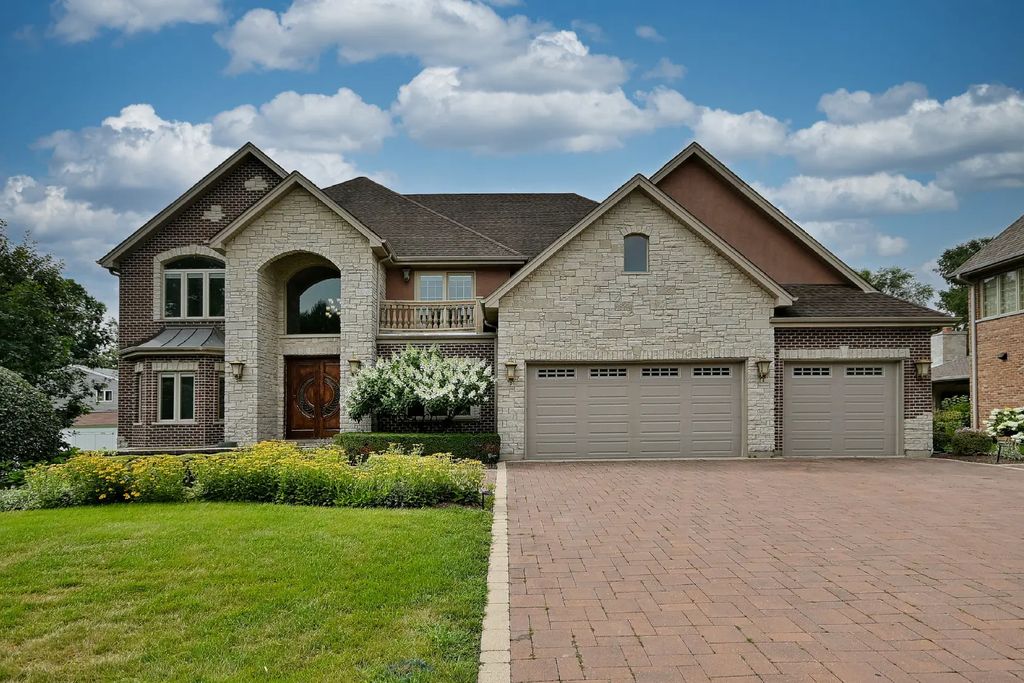 312 Felicia Court, Bloomingdale