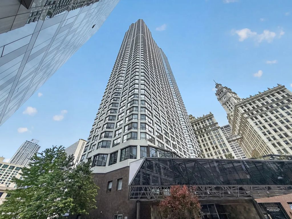 405 N Wabash Avenue 1801, Chicago, 60611