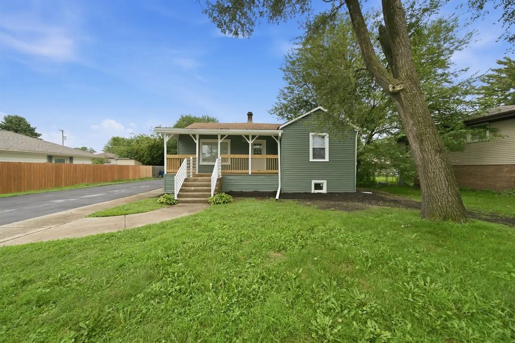 9839 Meade Avenue, Oak Lawn