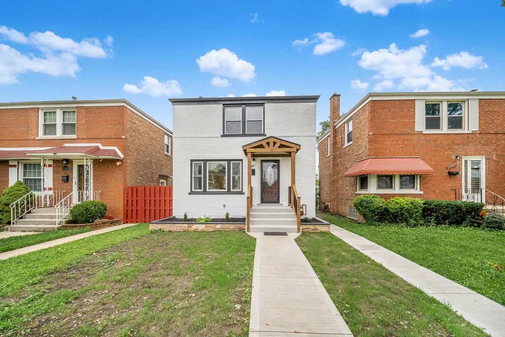 5229 S Avers Avenue, Chicago, 60632