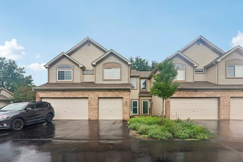 984 Parkhill Circle, Aurora