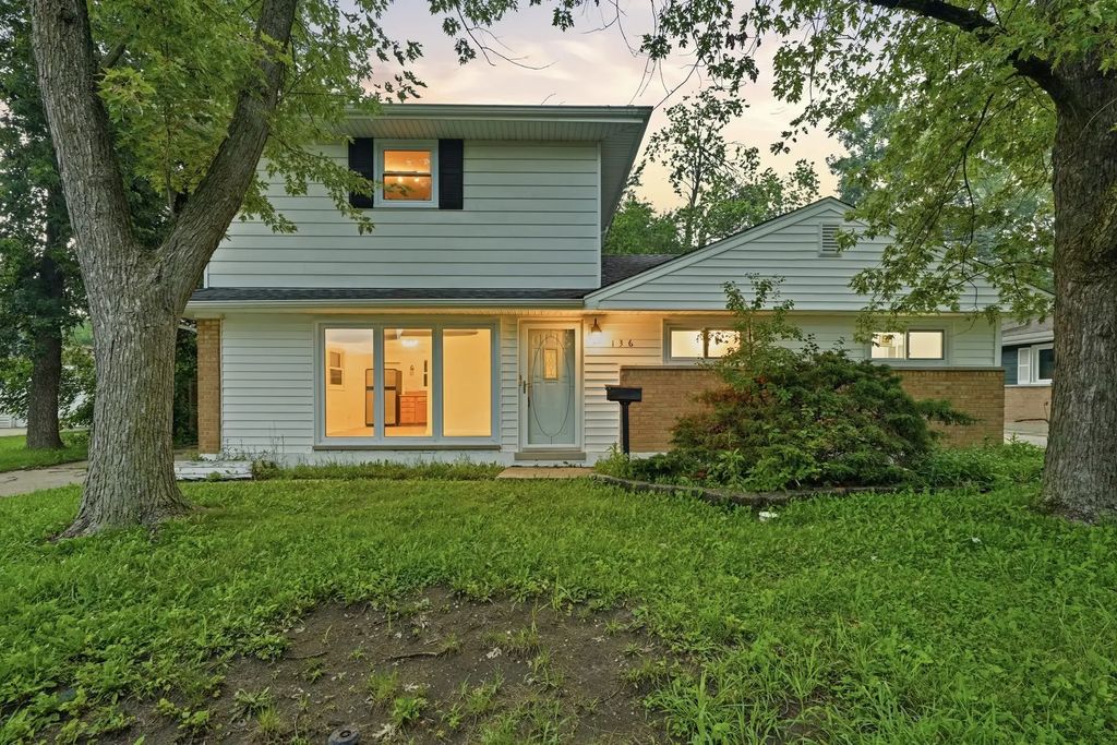 136 Well Street, Park Forest