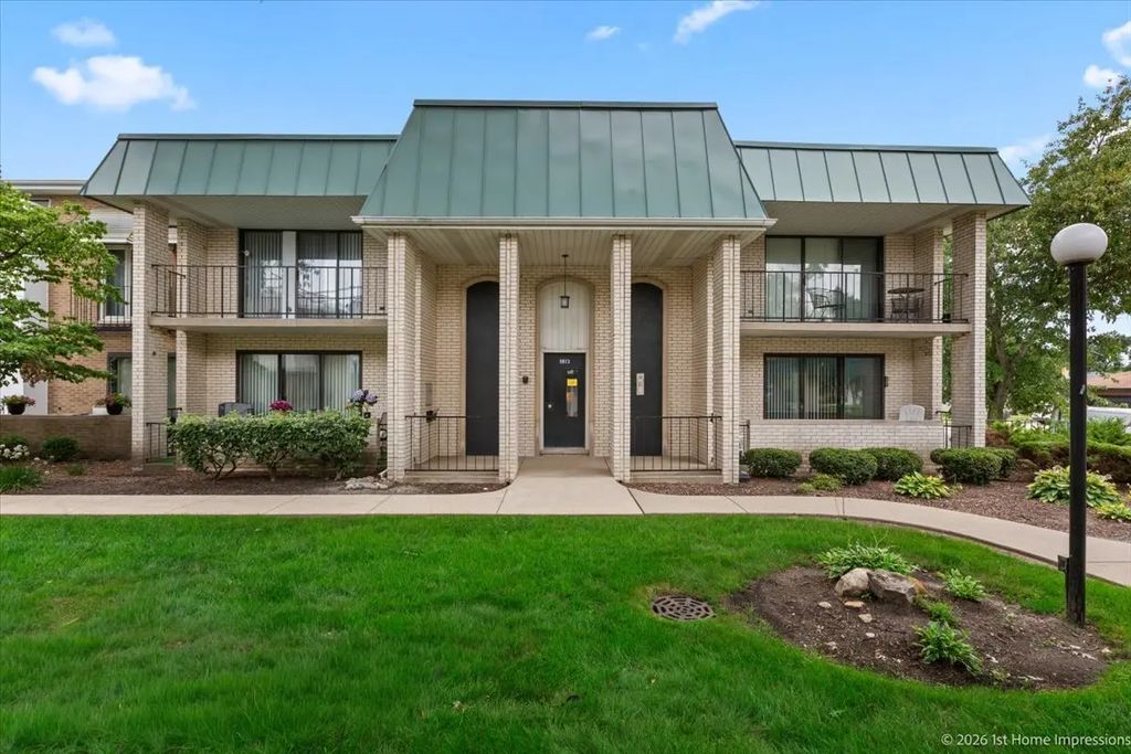 9813 S Keeler Avenue B, Oak Lawn
