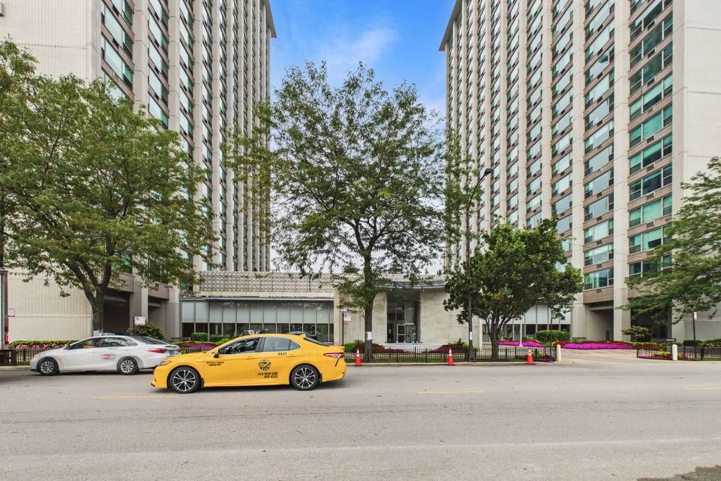 3600 N Lake Shore Drive 2324, Chicago, 60613