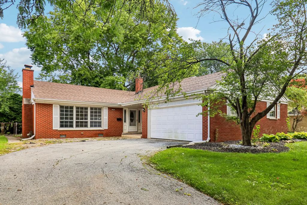 16919 School Street, South Holland