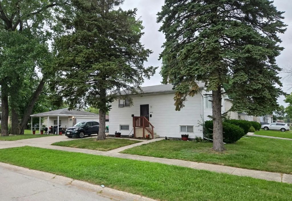 16258 Laflin Avenue, Markham
